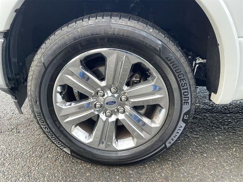 Used 2019 Ford F150 Lariat image 33