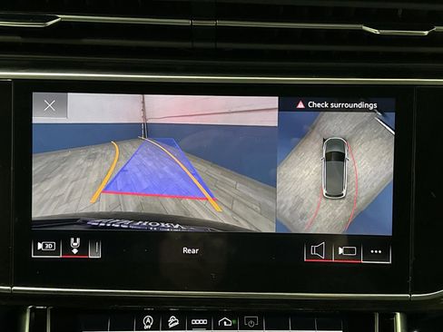 Used 2023 Audi Q7 3.0T Premium Plus w/ Premium Plus Package image 11