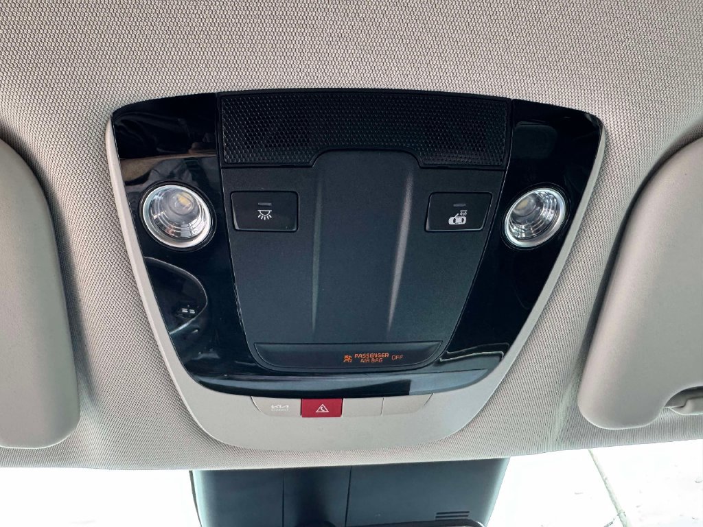 Certified 2022 Kia EV6 Wind AWD/4WD image 31