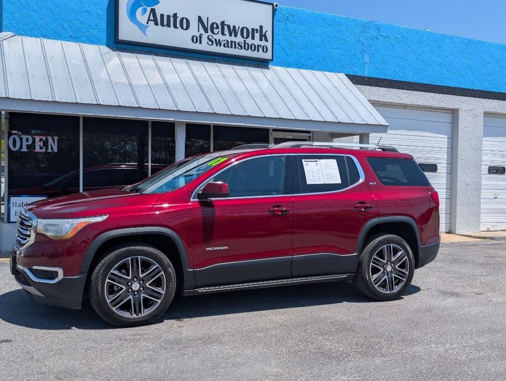 Used 2017 GMC Acadia SLT FWD image 1