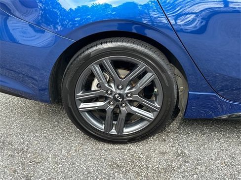 Used 2021 Kia Forte GT-Line image 17