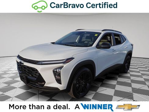 Used 2024 Chevrolet Trax ACTIV w/ Driver Confidence Package FWD image 1