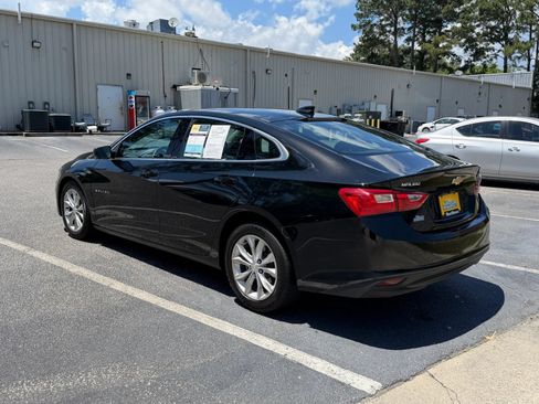 Used 2023 Chevrolet Malibu LT w/ Driver Confidence Package FWD image 5
