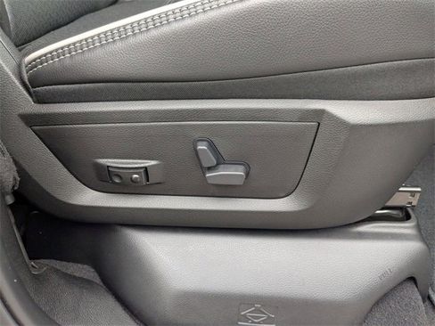 New 2025 RAM 2500 Laramie image 37