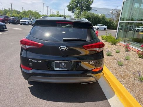 Used 2016 Hyundai Tucson Sport AWD/4WD image 10