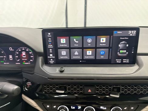 Used 2024 Honda Accord Touring image 29