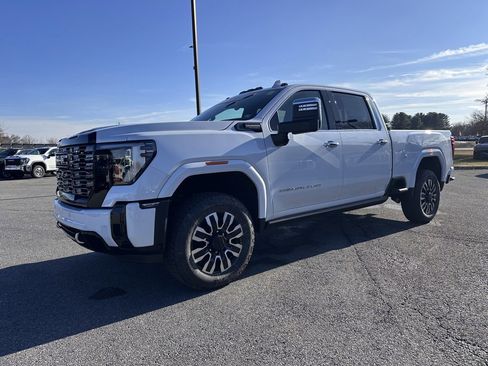 New 2026 GMC Sierra 2500 Denali Ultimate image 2