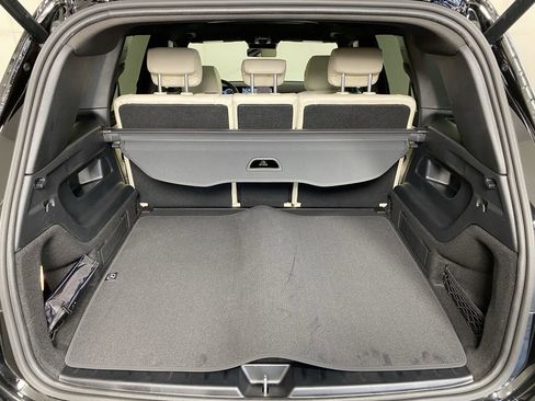 Used 2025 Mercedes-Benz GLB 250 4MATIC image 29