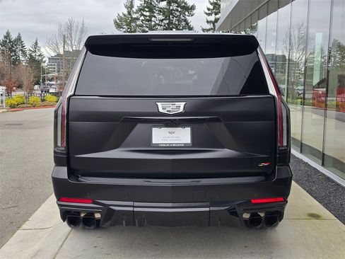 Certified 2025 Cadillac Escalade V image 4