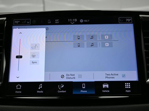 Used 2023 Chrysler Pacifica Touring-L FWD image 34