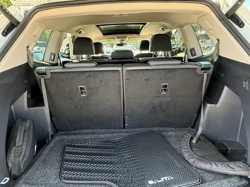 Used 2024 Volkswagen Atlas SEL Premium R-Line AWD/4WD image 19