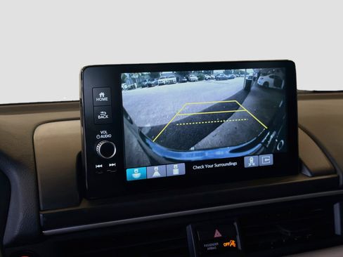 Used 2024 Honda Pilot EX-L image 13