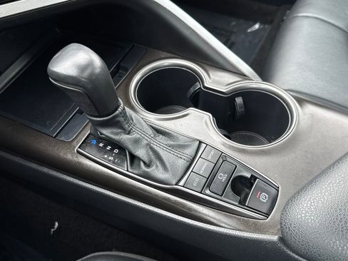 Used 2023 Toyota Camry SE image 24