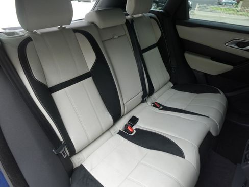 Used 2021 Land Rover Range Rover Velar R-Dynamic S image 12