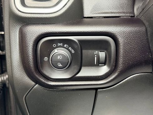 Used 2025 RAM 2500 Big Horn AWD/4WD image 5