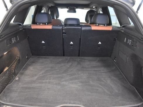 Used 2023 Mercedes-Benz GLC 300 4MATIC image 16