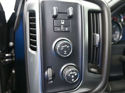 Used 2017 Chevrolet Silverado 1500 LTZ Z71 w/ LTZ Plus Package AWD/4WD image 40