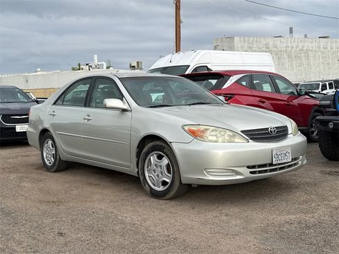 Used 2003 Toyota Camry LE image 11