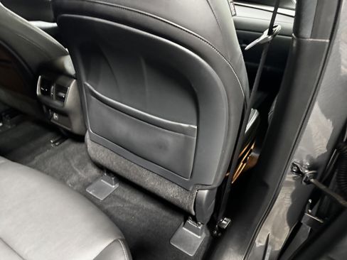 Used 2020 INFINITI QX50 Luxe w/ Navigation Package FWD image 17