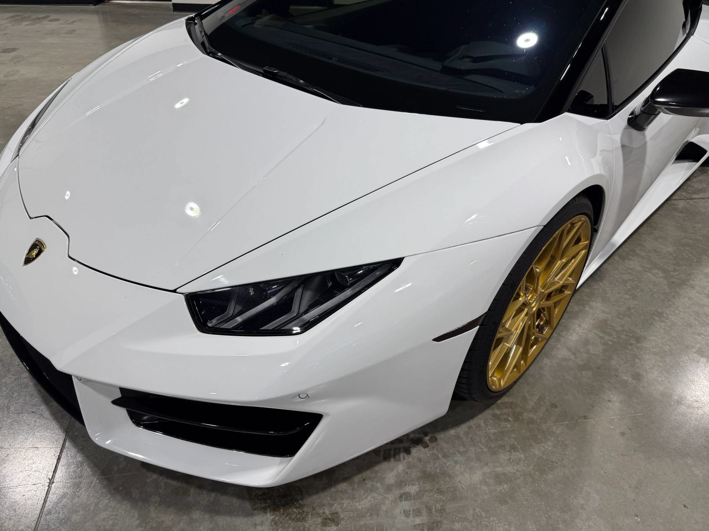 Used 2017 Lamborghini Huracan LP 580-2 RWD image 31