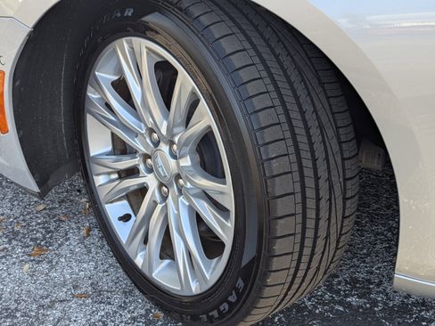 Used 2018 Cadillac XTS Luxury image 35