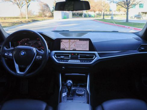 Used 2019 BMW 330i Sedan image 25
