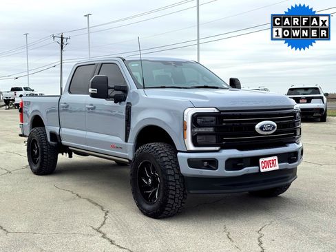 Used 2025 Ford F250 Platinum image 5