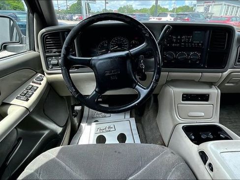 Used 2001 GMC Yukon SLE RWD image 8