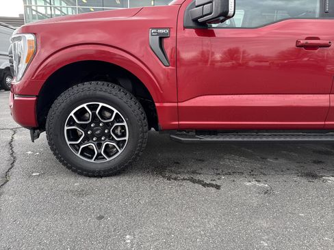 Used 2021 Ford F150 XLT w/ Equipment Group 302A High image 9