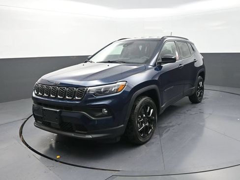 New 2026 Jeep Compass Latitude AWD/4WD image 5