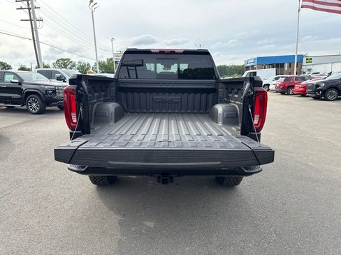 New 2026 GMC Sierra 1500 AT4X AWD/4WD image 32