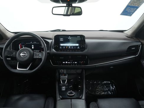 Used 2023 Nissan Rogue Platinum w/ Platinum Premium Package image 13