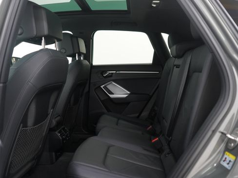 Used 2025 Audi Q3 2.0T Premium image 20