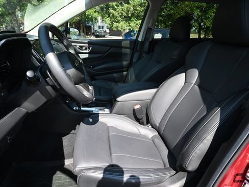 Used 2024 Subaru Ascent Limited w/ Technology Package AWD/4WD image 8