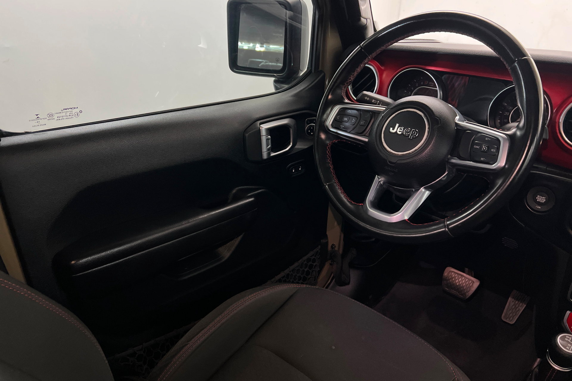 Used 2020 Jeep Gladiator Rubicon AWD/4WD image 11