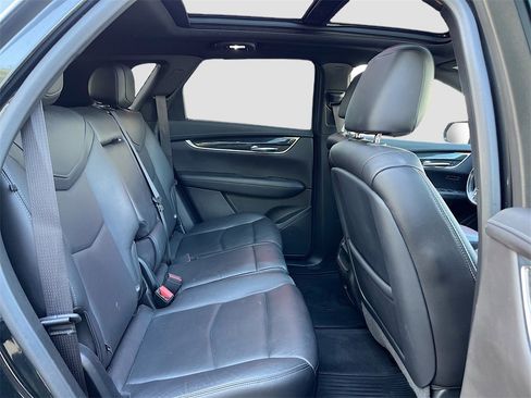 Used 2020 Cadillac XT5 Premium Luxury image 28