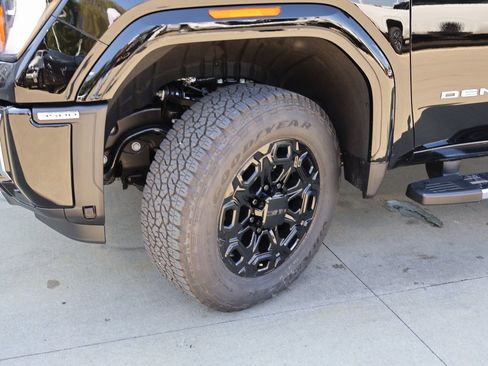 New 2026 GMC Sierra 3500 Denali w/ Denali Reserve Package image 52