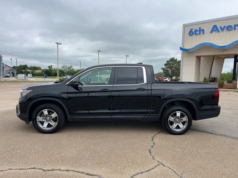 Certified 2025 Honda Ridgeline RTL image 2