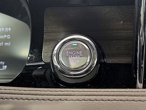 Used 2022 Lincoln Corsair Reserve w/ Equipment Group 201A image 26