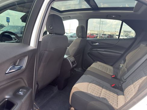 Certified 2024 Chevrolet Equinox LT w/ LPO, Floor Liner Package AWD/4WD image 30