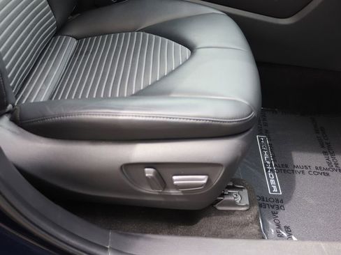 Used 2023 Toyota Highlander XSE AWD/4WD image 41
