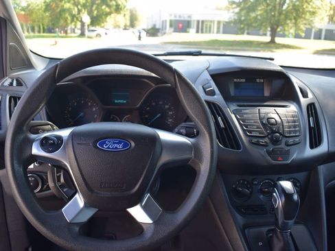 Used 2015 Ford Transit Connect XL image 9