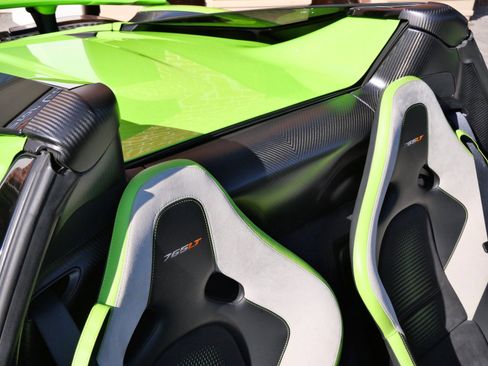 Used 2022 McLaren 765LT image 34