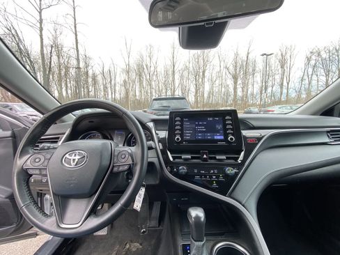 Used 2024 Toyota Camry SE image 22