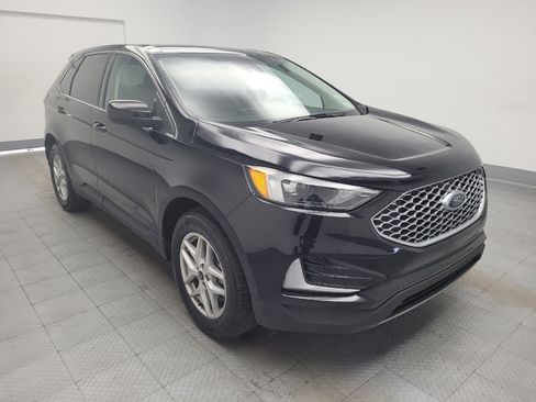 Used 2024 Ford Edge SEL image 13