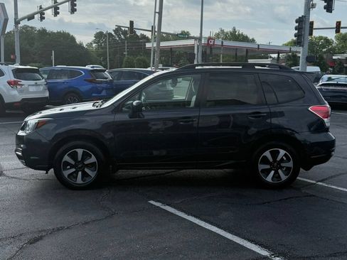 Used 2017 Subaru Forester 2.5i Premium AWD/4WD image 9