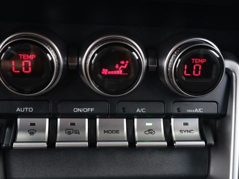 Used 2024 Toyota GR86 Premium RWD image 10