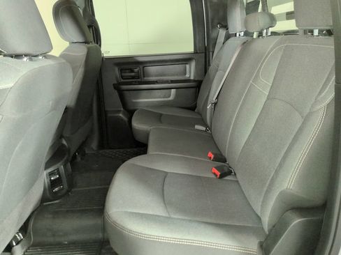 Used 2024 RAM 2500 Tradesman w/ Chrome Appearance Group AWD/4WD image 28