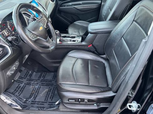 Used 2018 Chevrolet Equinox Premier FWD image 13