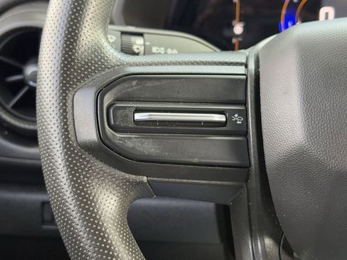 Used 2023 Chevrolet Colorado Trail Boss image 16